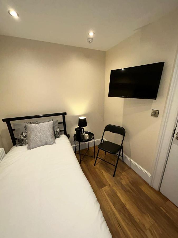Cosy Single Room Единбург Екстериор снимка